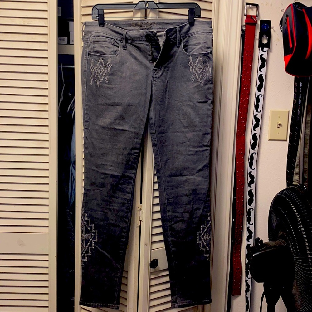 Women bullhead gray jean